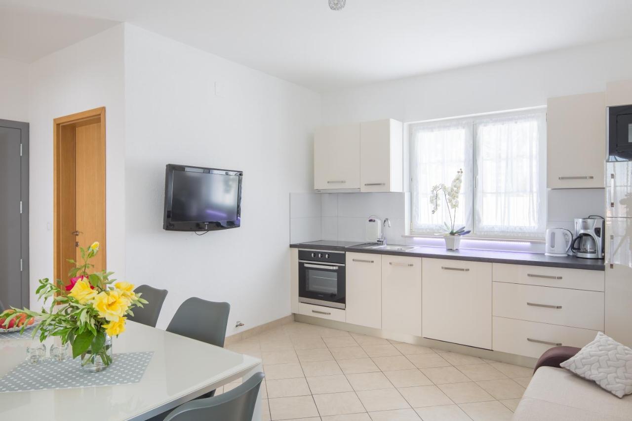 Kristina Apartament *