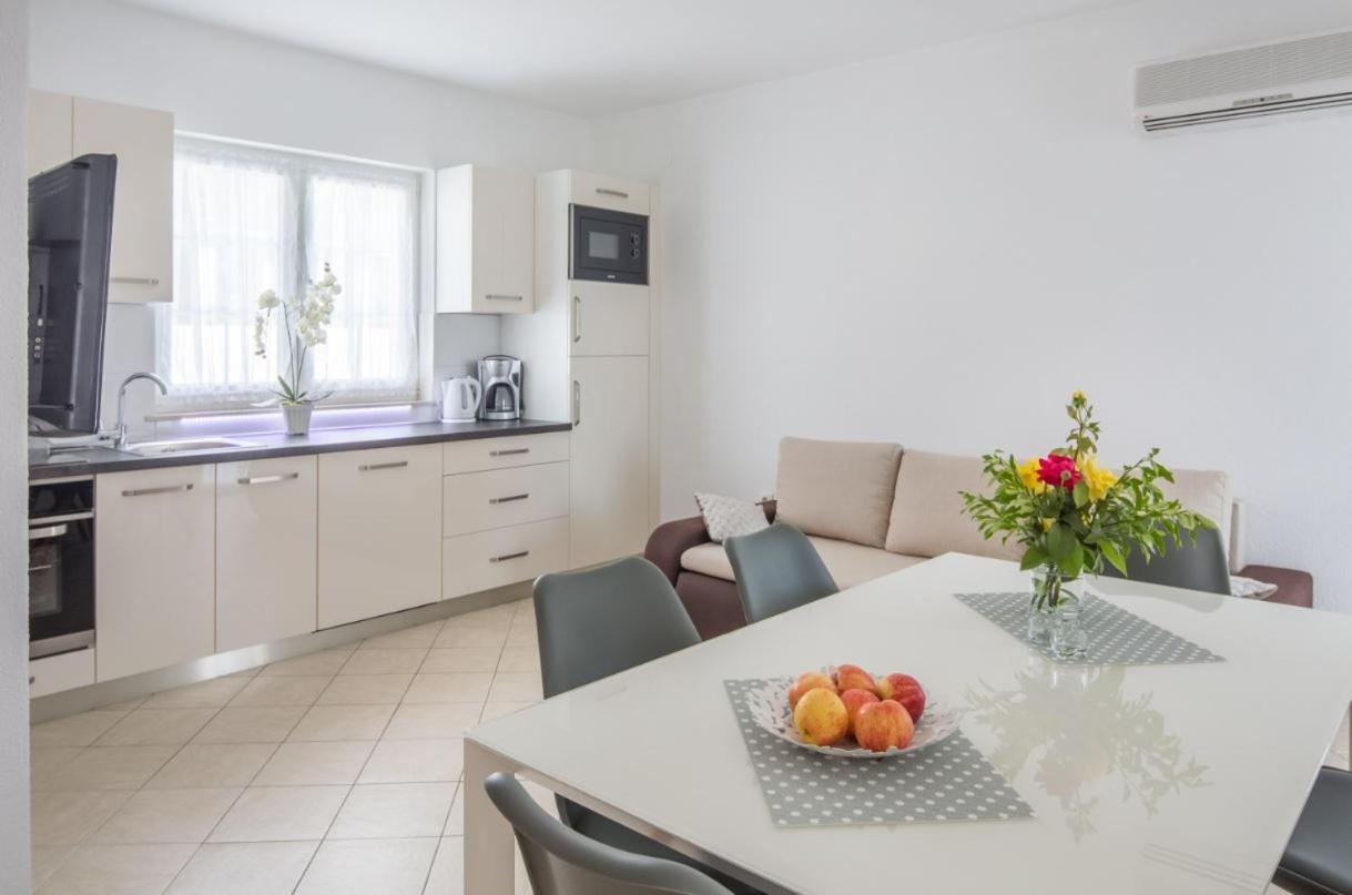 Apartament Kristina