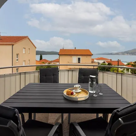 Villa Kristina Trogir Exterior photo